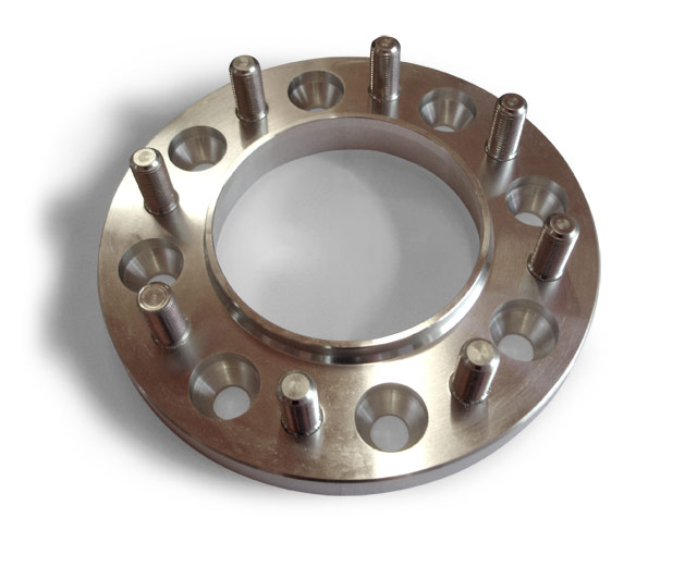 Podložky pod kola pro offroad vozy s roztečí 8x165,1 šířka 30mm - se štefty
