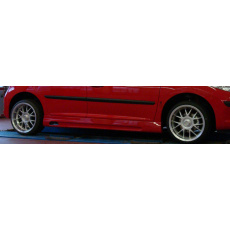 Rieger boční práh mont. strana pravá pro Peugeot 207 3-dvéř., 5-dvéř., kabriolet, sedan, r.v. 03/07-, 04/06-, plast ABS bez povrchové úpravy, s prolisem a výřezem