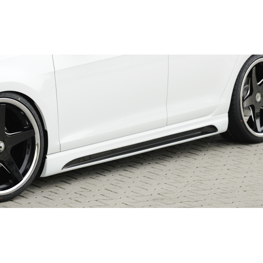 Rieger boční práh mont. strana levá pro Seat Leon FR 5F 5-dvéř., 5-dvéř. (ST/Combi), r.v. 01/13-, plast ABS s povrchovou úpravou Carbon-Look, s prolisem a výřezem