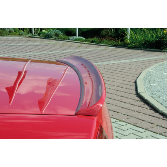 Rieger lišta na hranu víka kufru pro Volkswagen Passat 3B, 3BG sedan