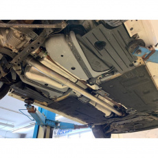 Fox Sportauspuff spojovací trubka mezi katal. a konc. tlumič pro Ford Focus III RS s motorem 2.3 Fox Sportauspuff spojovací trubka mezi katal. a konc. tlumič pro Ford Focus III RS s motorem 2.3