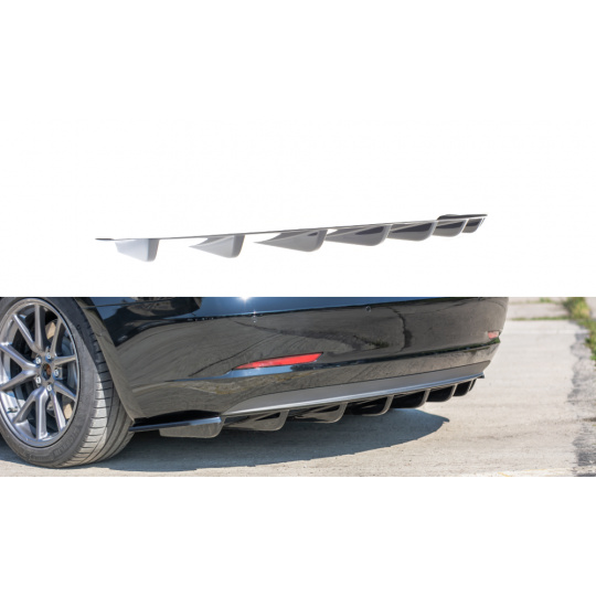 Maxton Design vložka zadního nárazníku pro Tesla Model 3 Mk1, černý lesklý plast ABS