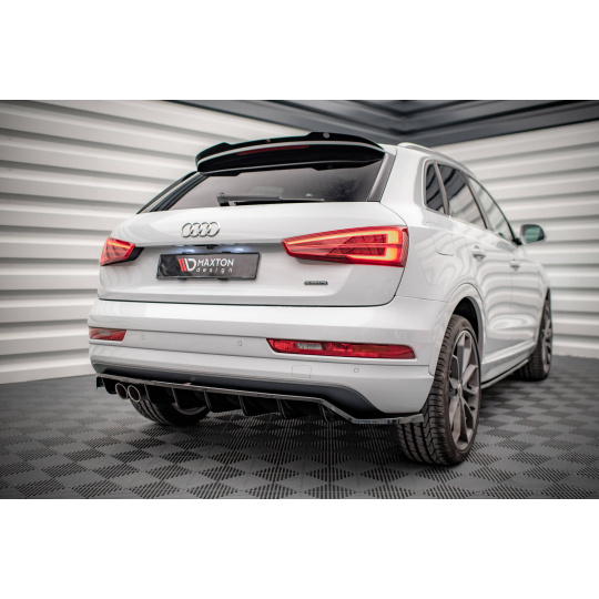 Maxton Design středový spoiler pod zadní nárazník s žebrováním pro Audi Q3 8U Facelift S-Line, černý lesklý plast ABS