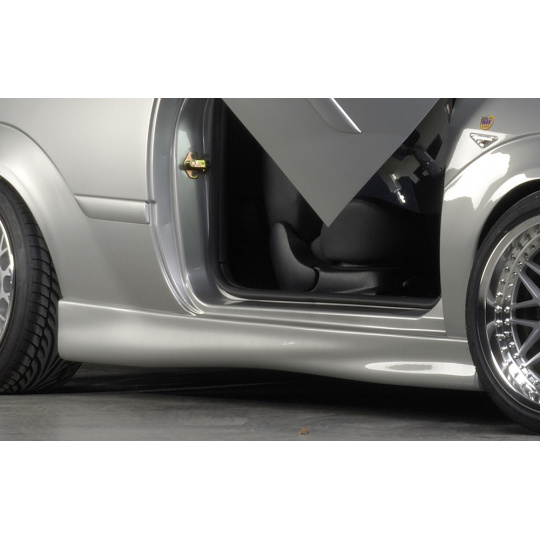 Rieger boční práh mont. strana pravá pro Ford Focus 1 5-dvéř., r.v. 11/01-, 98-10/01, plast ABS bez povrchové úpravy