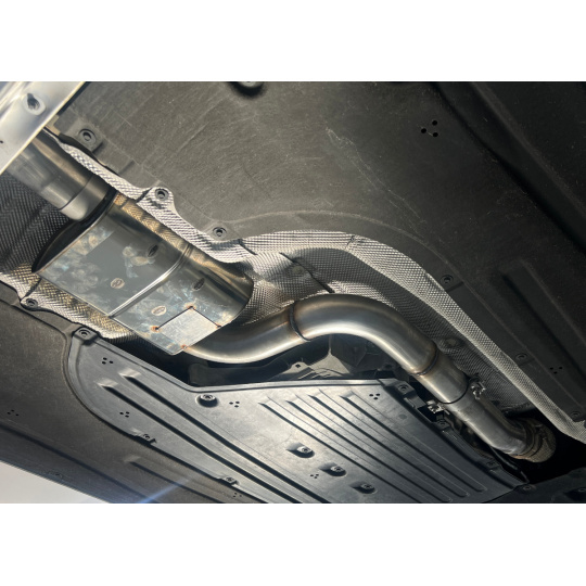 Fox Sportauspuff přední díl s tlumičem pro BMW řada 3 G3X 2022- s motorem 2.0, 330i Fox Sportauspuff přední díl s tlumičem pro BMW řada 3 G3X 2022- s motorem 2.0, 330i