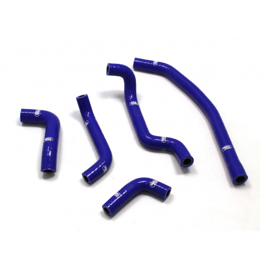 Samco Sport 6-dílná sada silikonových hadic pro vedení vzduchu s odvětráním pro Subaru Impreza GC8 1999-2000 Turbo verze 5 a 6 (WRX/STi), barva: modrá Samco Sport 6-dílná sada silikonových hadic pro vedení vzduchu s odvětráním pro Subaru Impreza GC8 1999-2000 Turbo verze 5 a 6 (WRX/STi), barva: modrá