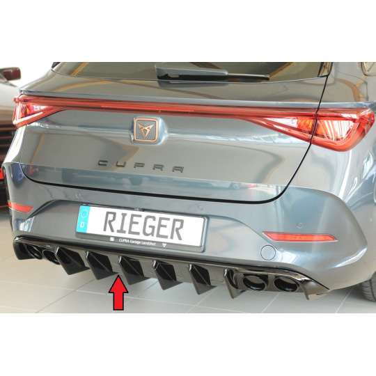 Rieger vložka zadního nárazníku (pro vozy s tažným zařízením) pro Seat Leon KL 5-dvéř. (ST/sportstourer), plast ABS lakovaný do černé lesklé barvy