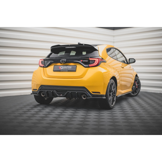 Maxton Design vložka zadního nárazníku pro Toyota GR Yaris Mk3, černý lesklý plast ABS Maxton Design vložka zadního nárazníku pro Toyota GR Yaris Mk3, černý lesklý plast ABS
