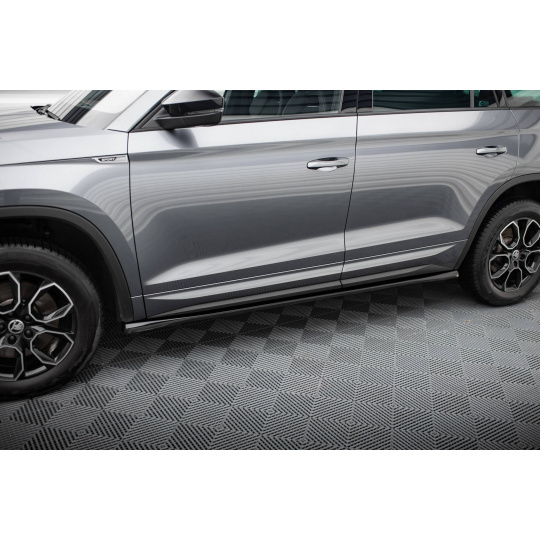 Maxton Design difuzory pod boční prahy pro Škoda Kodiaq Sportline Facelift, černý lesklý plast ABS