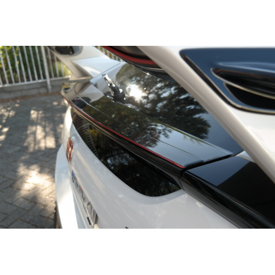 Maxton Design spodní prodloužení spoileru ver.3 pro Honda Civic Mk10 Type-S/R, černý lesklý plast ABS