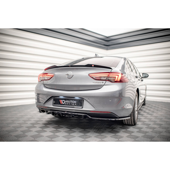 Maxton Design středový spoiler pod zadní nárazník s žebrováním pro Opel Insignia Mk2, černý lesklý plast ABS