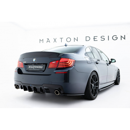 Maxton Design vložka zadního nárazníku ver.2 pro BMW řada 5 F10- F11, černý lesklý plast ABS, M-Pack, s jednoduchou koncovkou na obou stranách