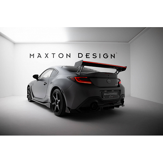 Maxton Design zadní křídlo s široce rozkročenými držáky a LED světlem pro Subaru BRZ Mk2, materiál pravý karbon