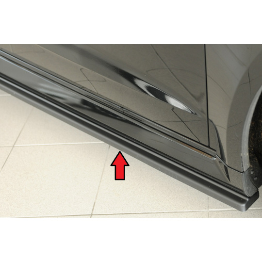Rieger spoiler pod boční práh mont. strana pravá pro Audi RS3 8V 5-dvéř. (sportback 8VA / 8VF), r.v. 02/17-, plast ABS bez povrchové úpravy