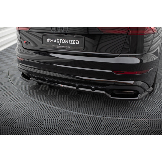 Maxton Design středový spoiler pod zadní nárazník s žebrováním pro Audi Q8 Mk 1 FL, černý lesklý plast ABS, S-Line
