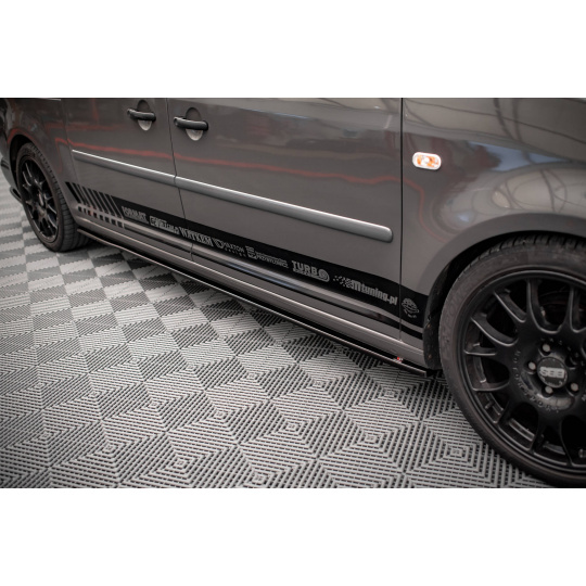 Maxton Design difuzory pod boční prahy pro Volkswagen Caddy Mk3 Facelift, černý lesklý plast ABS, pro verzi Long