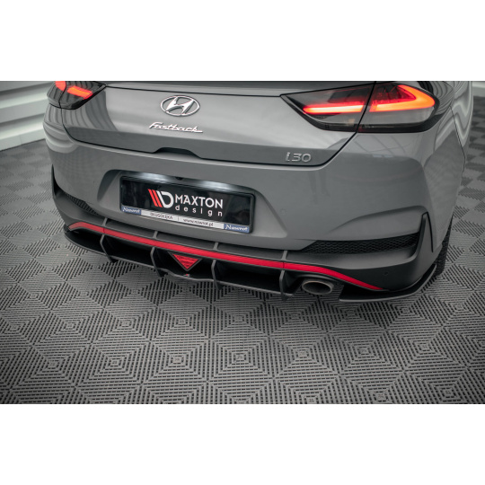Maxton Design "Street Pro" difuzor zadního nárazníku pro Hyundai I30 MK3 Facelift, plast ABS bez povrchové úpravy, s červenou linkou, Fastback N-Line