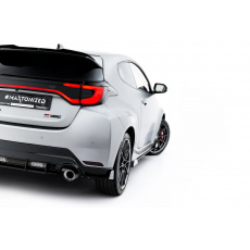 Maxton Design "Street Pro" boční difuzory pod zadní nárazník s křidélky pro Toyota GR Yaris Mk4 Facelift, plast ABS bez povrchové úpravy, s červenou linkou