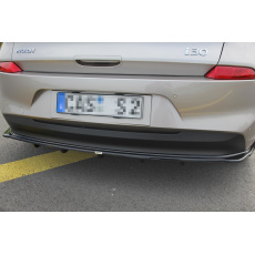 Maxton Design středový spoiler pod zadní nárazník s žebrováním pro Hyundai I30 Mk3, Carbon-Look Maxton Design středový spoiler pod zadní nárazník s žebrováním pro Hyundai I30 Mk3, Carbon-Look