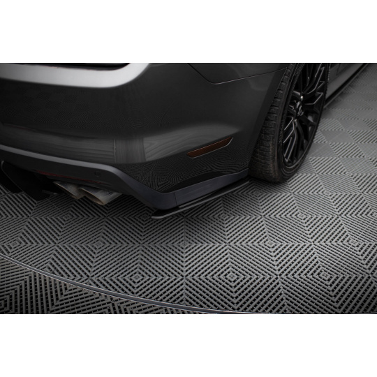 Maxton Design "Street Pro" boční difuzory pod zadní nárazník pro Ford Mustang Mk6 GT, plast ABS bez povrchové úpravy