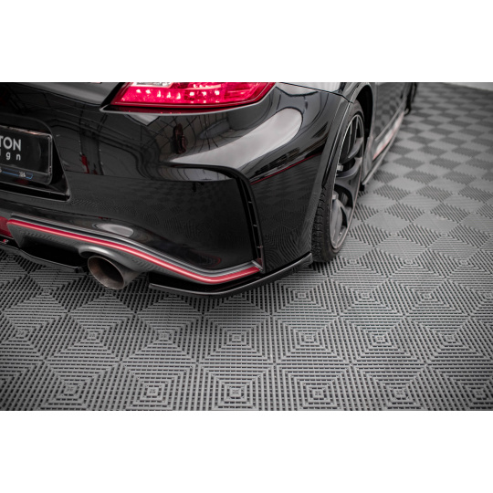 Maxton Design boční difuzory pod zadní nárazník pro Nissan 370Z Nismo, černý lesklý plast ABS