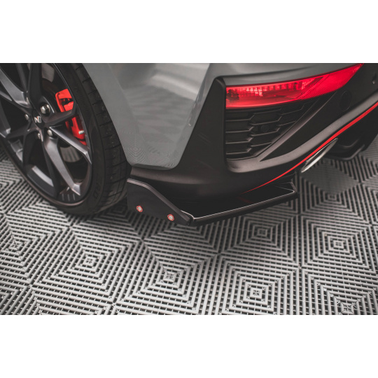 Maxton Design boční difuzory pod zadní nárazník s křidélky ver.1 pro Hyundai i30 N MK3 Facelift, černý lesklý plast ABS