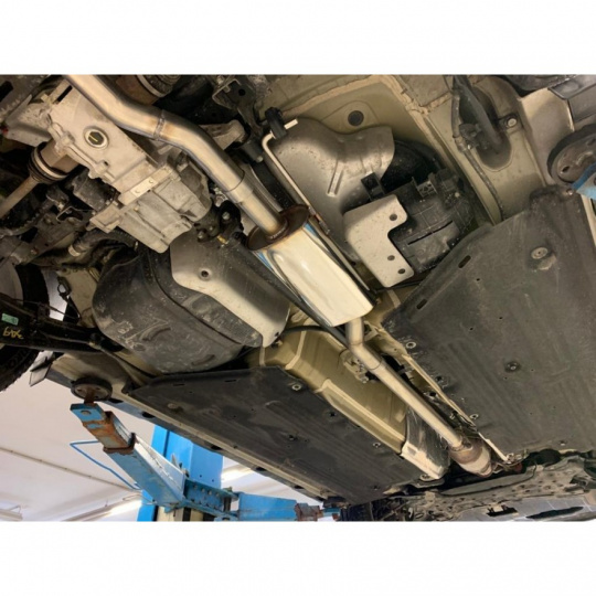 Fox Sportauspuff přední díl s tlumičem pro Hyundai Kona 4WD 2019- s motorem 1.6