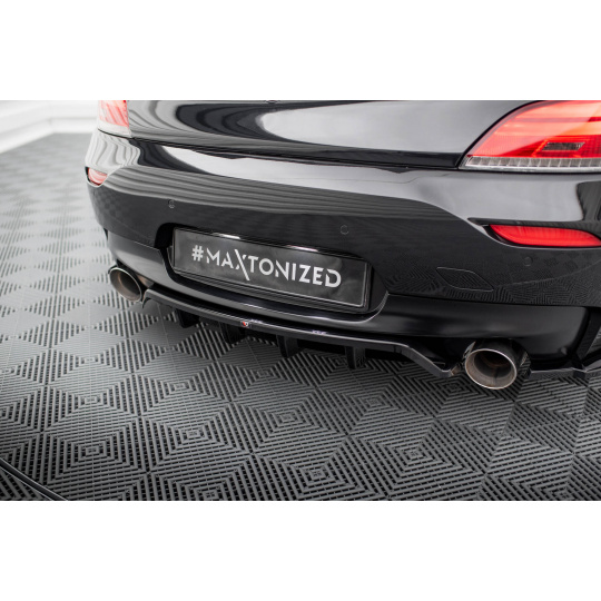 Maxton Design středový spoiler pod zadní nárazník s žebrováním pro BMW Z4 E89 Facelift, černý lesklý plast ABS, M-pack