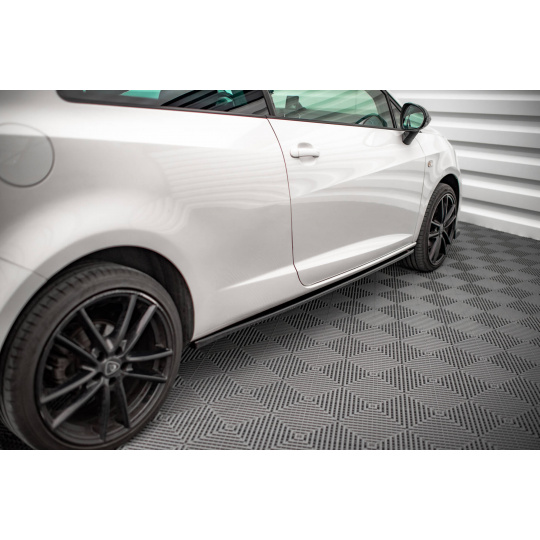 Maxton Design difuzory pod boční prahy pro Seat Ibiza FR Mk4 Facelift SC, černý lesklý plast ABS