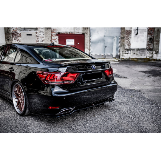 Maxton Design spoiler pod zadní nárazník s žebrováním pro Lexus LS Mk4, černý lesklý plast ABS Maxton Design spoiler pod zadní nárazník s žebrováním pro Lexus LS Mk4, černý lesklý plast ABS