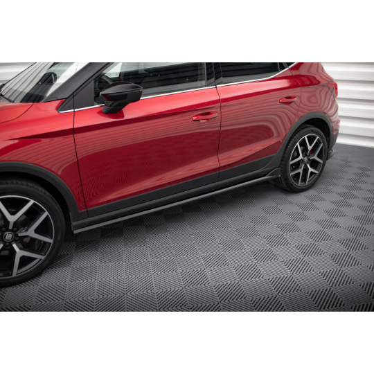 Maxton Design difuzory pod boční prahy pro Seat Arona Mk1 FR, Mk1 Facelift /FR, černý lesklý plast ABS