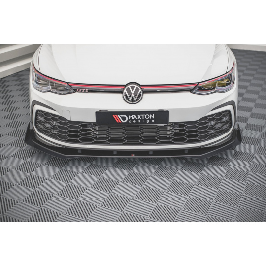 Maxton Design "Racing durability" spoiler pod přední nárazník s rohovými splittery pro Volkswagen Golf GTD Mk8, plast ABS bez povrchové úpravy, s červenou linkou