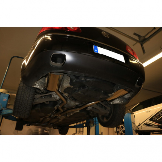 Fox Sportauspuff koncový tlumič výfuku s koncovkou vyvedeno do OEM koncovek pro Volkswagen Phaeton 2003- s motorem 4.2 Fox Sportauspuff koncový tlumič výfuku s koncovkou vyvedeno do OEM koncovek pro Volkswagen Phaeton 2003- s motorem 4.2