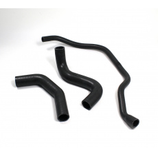 Samco Sport 3-dílná sada silikonových hadic pro vedení chladicí kapaliny pro Ford Fiesta XR2 Mk2 8/1983-1/1986 *(Early twin spout water pump), barva: modrá Samco Sport 3-dílná sada silikonových hadic pro vedení chladicí kapaliny pro Ford Fiesta XR2 Mk2 8/1983-1/1986 *(Early twin spout water pump), barva: modrá