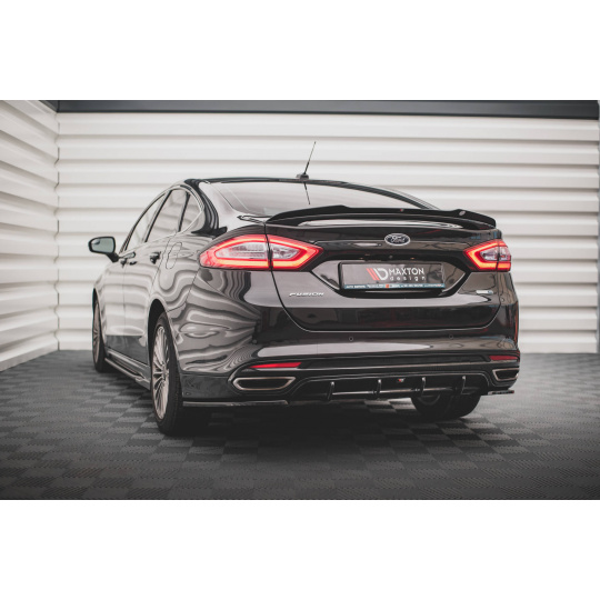 Maxton Design vložka zadního nárazníku pro Ford Mondeo Mk5, černý lesklý plast ABS