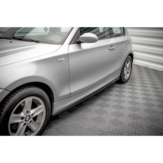Maxton Design difuzory pod boční prahy ver.2 pro BMW řada 1 E81 Facelift, černý lesklý plast ABS