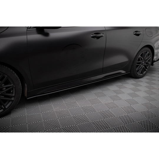 Maxton Design "Street Pro" difuzory pod boční prahy pro Kia Proceed Mk1 Facelift GT, plast ABS bez povrchové úpravy, s červenou linkou