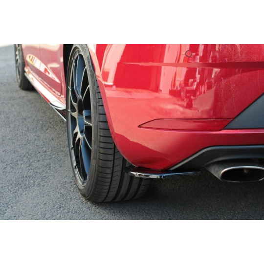 Maxton Design boční difuzory pod zadní nárazník ver.1 pro Seat Leon Cupra Mk3 Facelift, černý lesklý plast ABS
