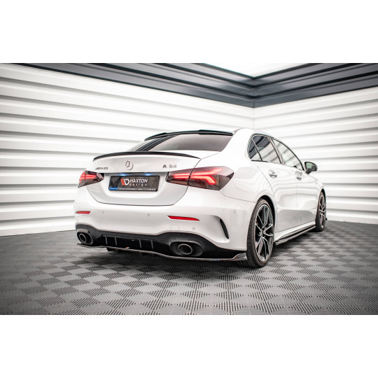 Maxton Design středový spoiler pod zadní nárazník s žebrováním v.2 pro Mercedes třída A W177 A35 AMG, černý lesklý plast ABS