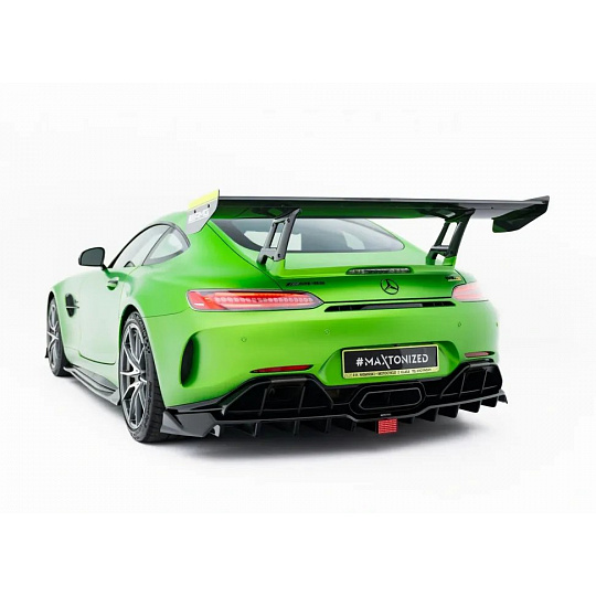 Maxton Design zadní křídlo s LED světlem pro Mercedes AMG GTR C190 Facelift, pravý karbon Maxton Design zadní křídlo s LED světlem pro Mercedes AMG GTR C190 Facelift, pravý karbon