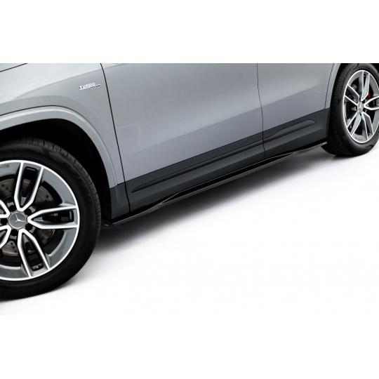 Maxton Design difuzory pod boční prahy pro Mercedes GLA H247 Facelift /AMG 35, černý lesklý plast ABS
