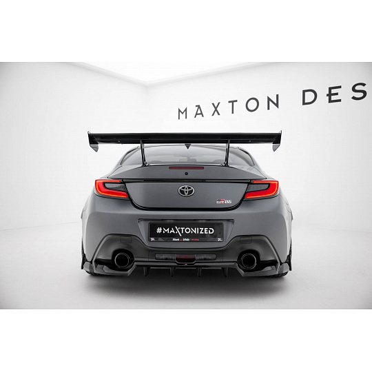 Maxton Design zadní křídlo s úzce rozkročenými držáky pro Toyota GR86 Mk1, pravý karbon Maxton Design zadní křídlo s úzce rozkročenými držáky pro Toyota GR86 Mk1, pravý karbon
