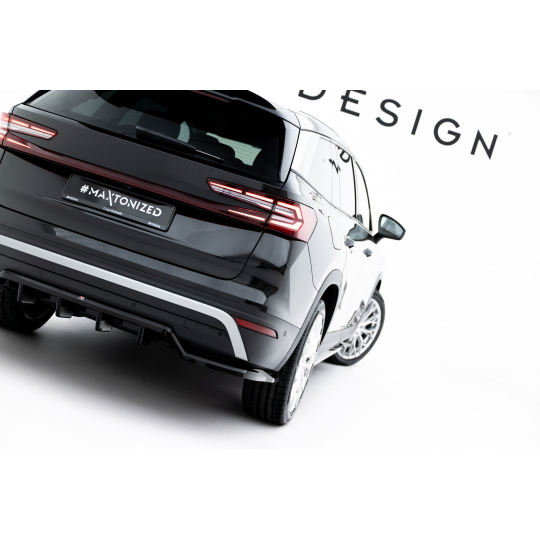Maxton Design spoiler pod zadní nárazník s žebrováním pro Škoda Kodiaq Mk2, černý lesklý plast ABS