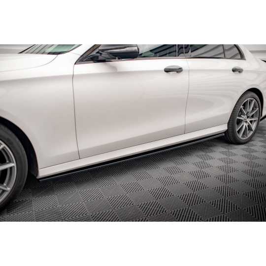 Maxton Design difuzory pod boční prahy pro Mercedes třída E W213 Facelift/AMG-Line/Sedan, černý lesklý plast ABS