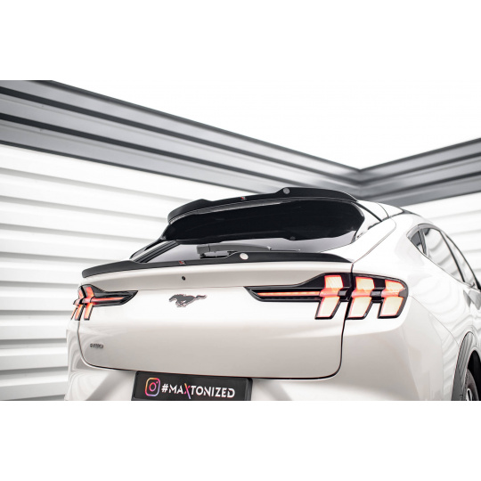 Maxton Design spodní prodloužení spoileru pro Ford Mustang Mach-E Mk1, černý lesklý plast ABS