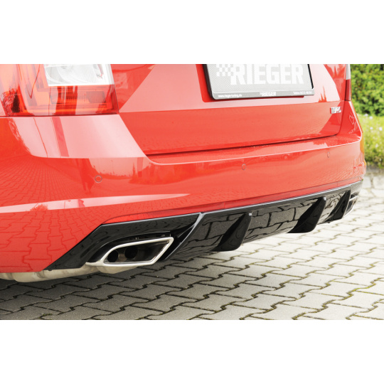 Rieger vložka zadního nárazníku pro Škoda Octavia RS 5E combi, sedan vč. faceliftu, plast ABS lakovaný do černé lesklé barvy, pro vozy s nasazovacím tažným zařízením