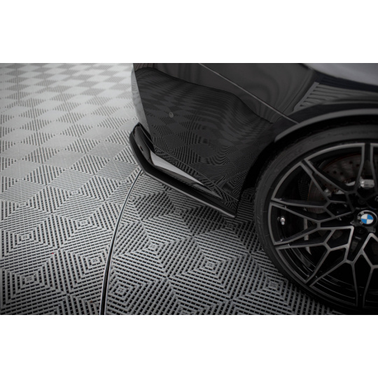 Maxton Design "Street Pro" boční difuzory pod zadní nárazník v.2 pro BMW M3 G80, plast ABS bez povrchové úpravy, s černou linkou
