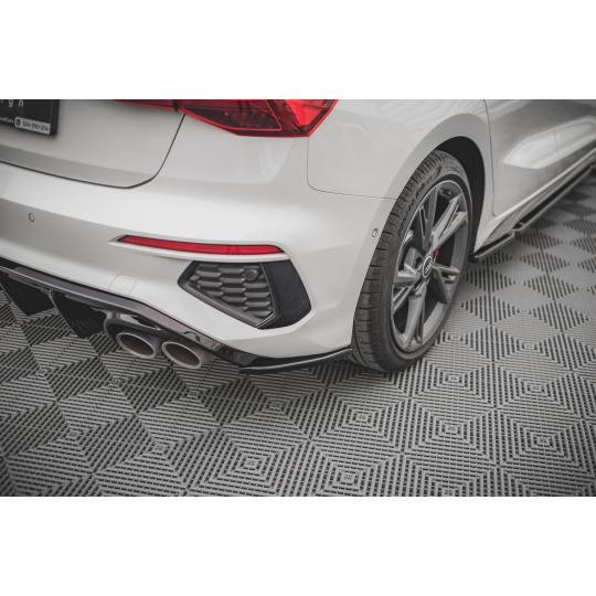 Maxton Design boční difuzory pod zadní nárazník ver.2 pro Audi S3 8Y, černý lesklý plast ABS