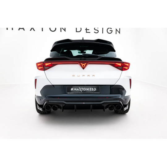 Maxton Design vložka zadního nárazníku ver.3 s imitacemi koncovek výfuku pro Cupra Formentor, černý lesklý plast ABS, s chromovými koncovkami