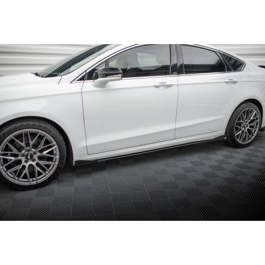 Maxton Design "Street Pro" difuzory pod boční prahy s křidélky pro Ford Mondeo Mk5 Facelift, plast ABS bez povrchové úpravy, Sport